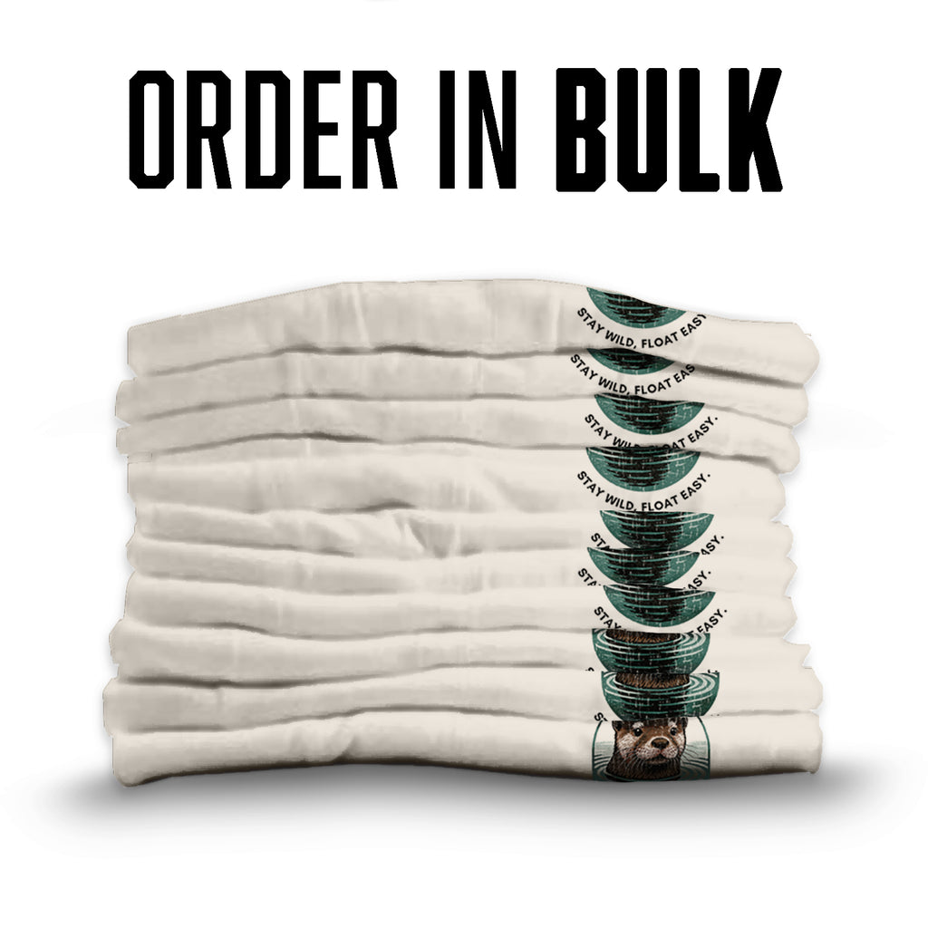 Michigan North Otter T-Shirt – Stay Wild Float Easy Tee, Great Lakes Wildlife Souvenir, Nature Lover Gift for Travelers